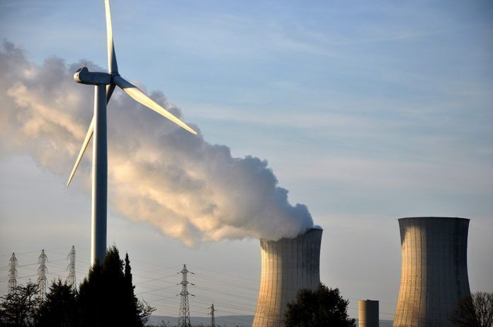 thetotalreport's tweet photo. Renewables surpass coal in US energy generation for first time in 130 years
https://t.co/WNbJUlJNgb #thetotalreport #totalreport #11facts #earthday #nature #earth #climatechange #environment #savetheplanet #green #zerowaste #ecofriendly #love #globalwarming https://t.co/2hblOBZfog