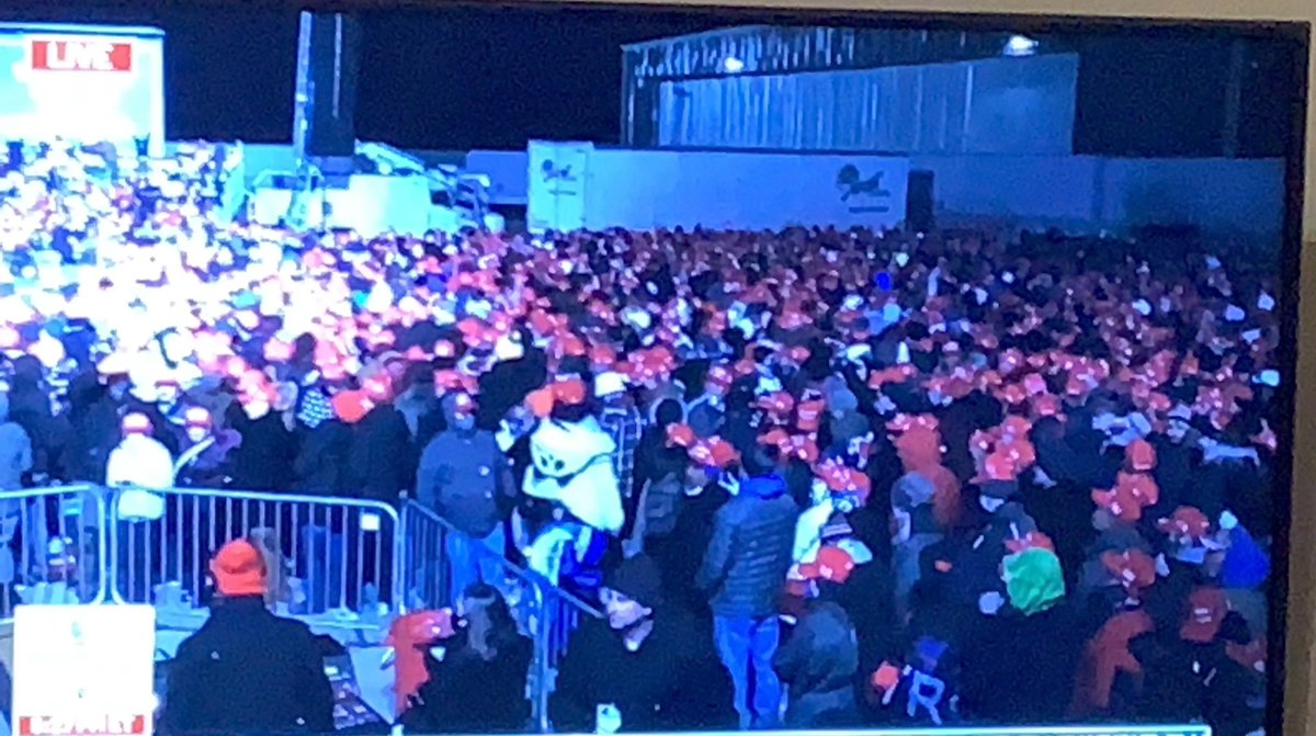 Shah_IsKing's tweet photo. #TRUMP2020MAGA rally crowd in Kenosha, WI! His Final 2020 rally in Grand Rapids, MI like 2016.
This level of campaigning energy reminds me of #modi2014 & #modi2019 -hungry for the job! In 24 hr we will find out who gets the job to be the leader of free world! 🙏 @realDonaldTrump https://t.co/cu4vyVifnw