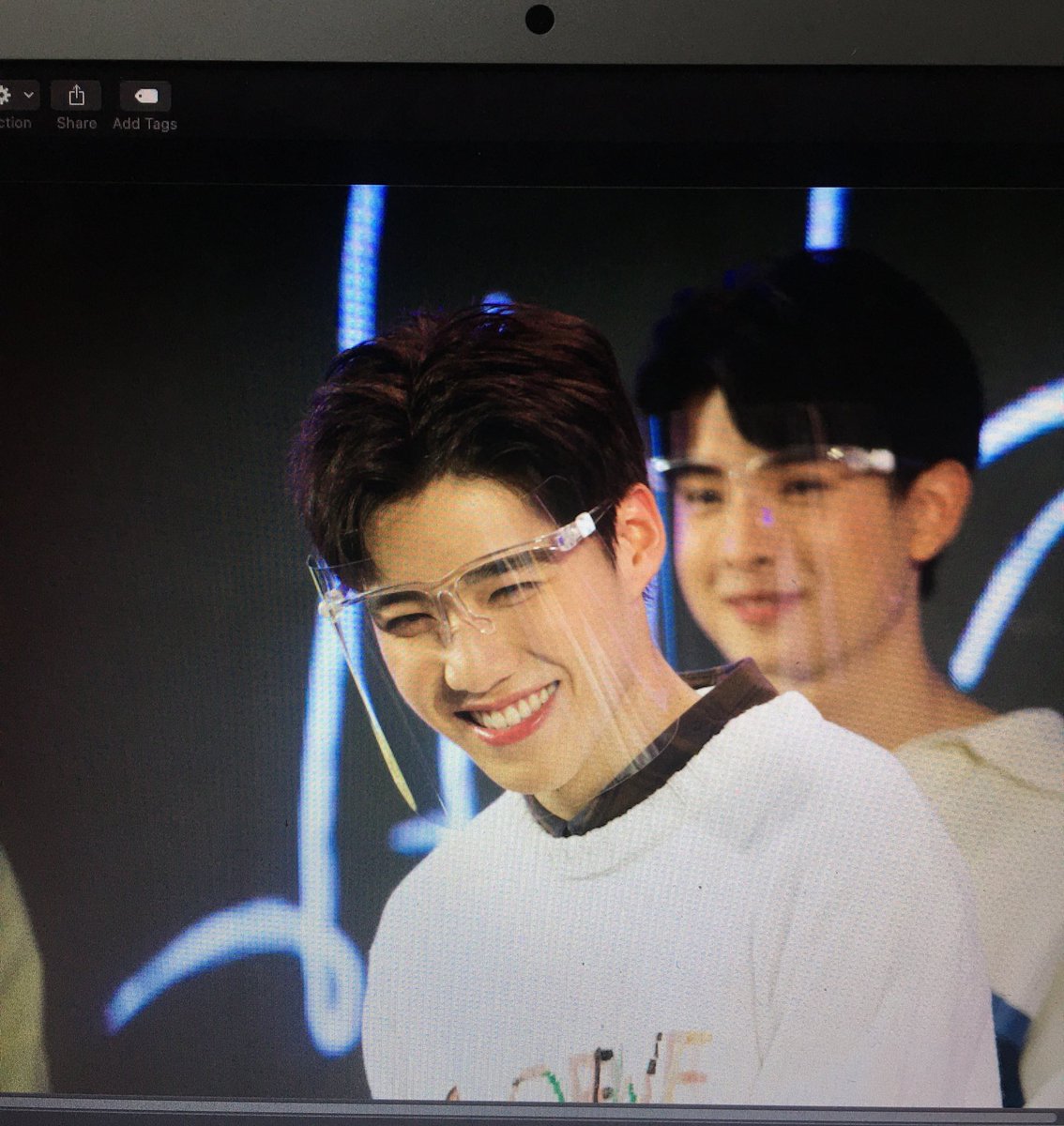 milliPP's tweet photo. กดไปเป็นพัน ลงไม่ถึงห้ารูป มุแง้ๆๆ https://t.co/mqYBd1SlN9