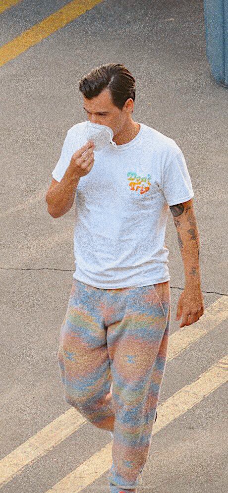 Melanie_AT4's tweet photo. Te amo @Harry_Styles 🤍✨ https://t.co/5aX1WzyNRR