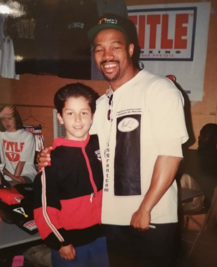 Amazing throwback our boy Psilo just sent me, A young <a href="/lemieuxboxing/">David Lemieux</a> with OTIS GRANT in Montreal! <a href="/RussAnber/">Russ Anber</a> <a href="/fightnewscanada/">dave spencer</a>