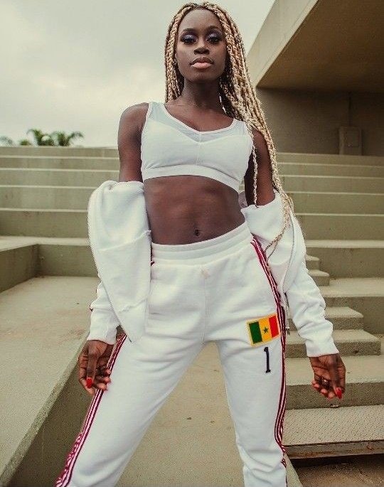 soft_joalinn's tweet photo. DIARRA, o número 1 SEMPRE SERÁ SEU !!! Independente de tudo, você é insubstituível, nenhum membro poderá tomar seu lugar. Você pode ser REPRESENTADA, mas SUBSTITUÍDA ?? Não mesmo https://t.co/motYZEJi0Y
