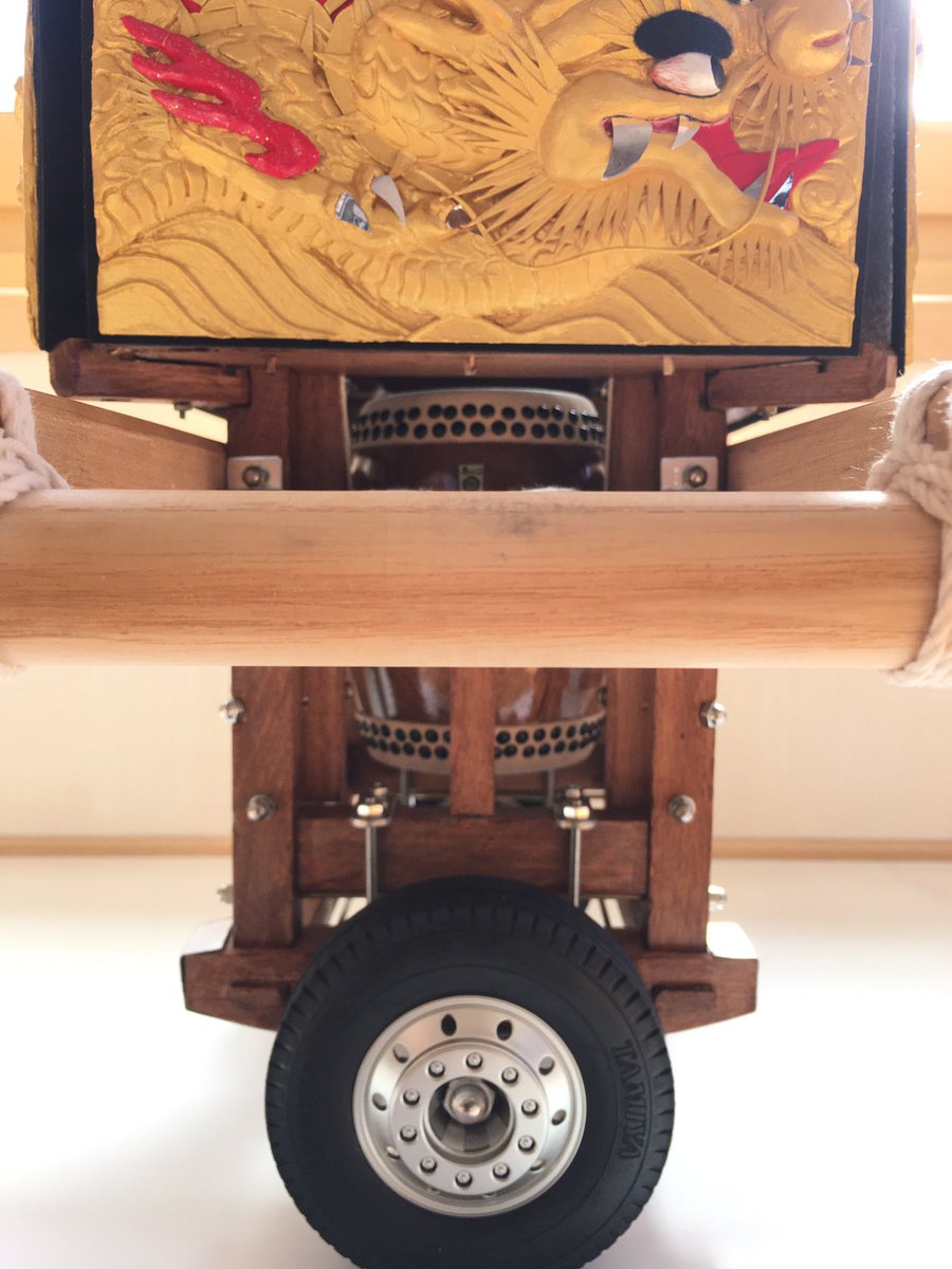 Hiroto 僕もぼちぼち観音寺型のミニチュアの太鼓台制作しようかと考えているのですが 特種な部品とかオーダーメイドしないといけない部分ってあったりしましたか Hiroto 僕もぼちぼち観音寺型のミニチュアの太鼓台制作しようかと考えているのですが 特種な部品とかオーダーメイドしないといけない部分ってあったりしましたか
