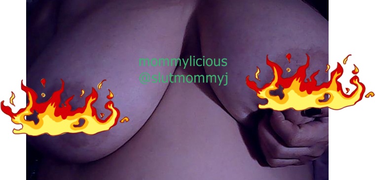 slutmommyj's tweet photo. mmmmmm https://t.co/GHkYnBzNhh