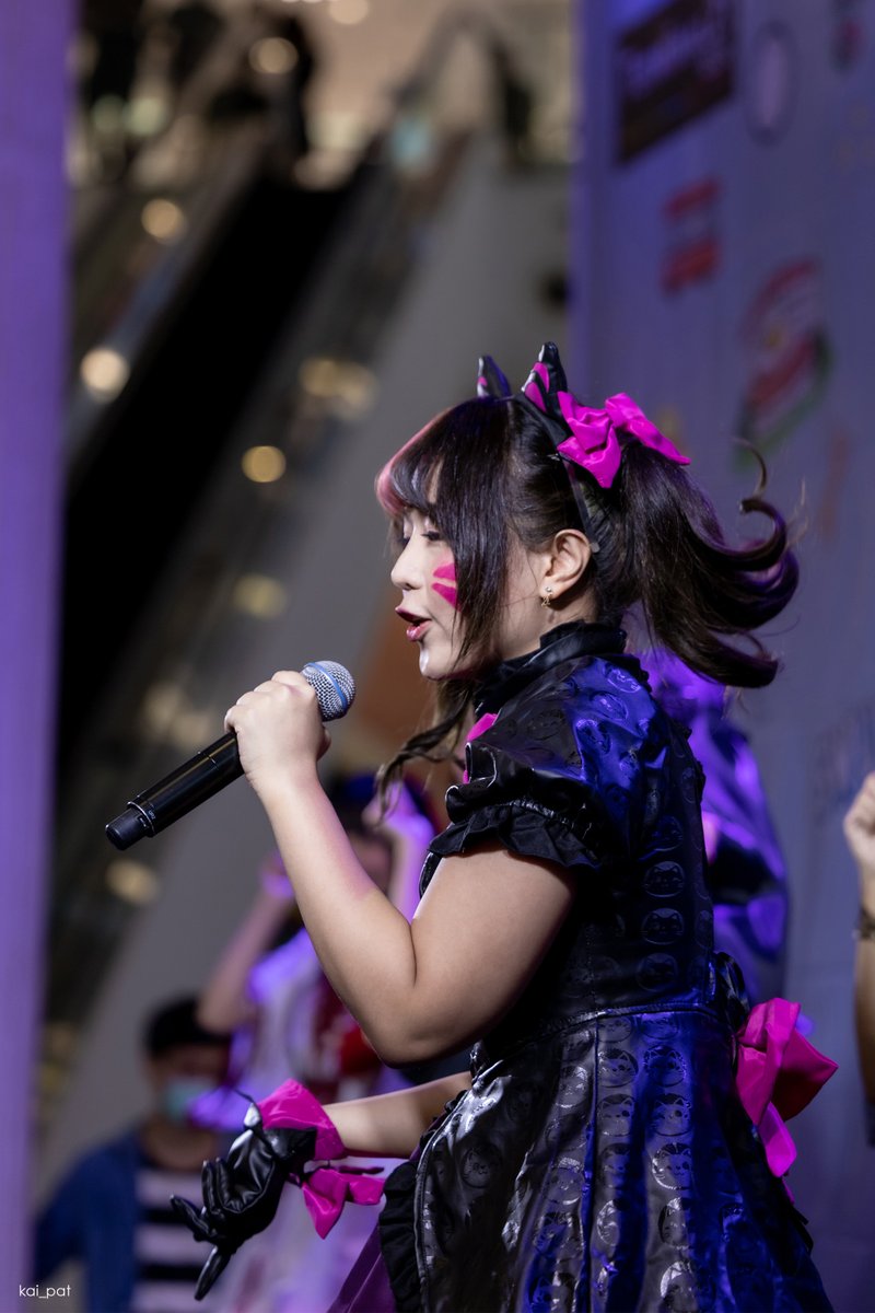 kaipat_'s tweet photo. Halloween Party: SWU MAKRET @ Terminal21
#RubyAMERYU #AMERYU https://t.co/5JluWx00rf