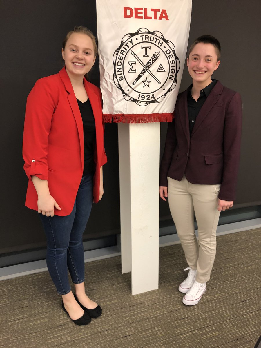 SigmaTauDeltaVU's tweet image. Current members, Gwyneth and Anna, remember their induction with big smiles! 

5 days until we meet our new members!! 💗📝

#SincerityTruthDesign