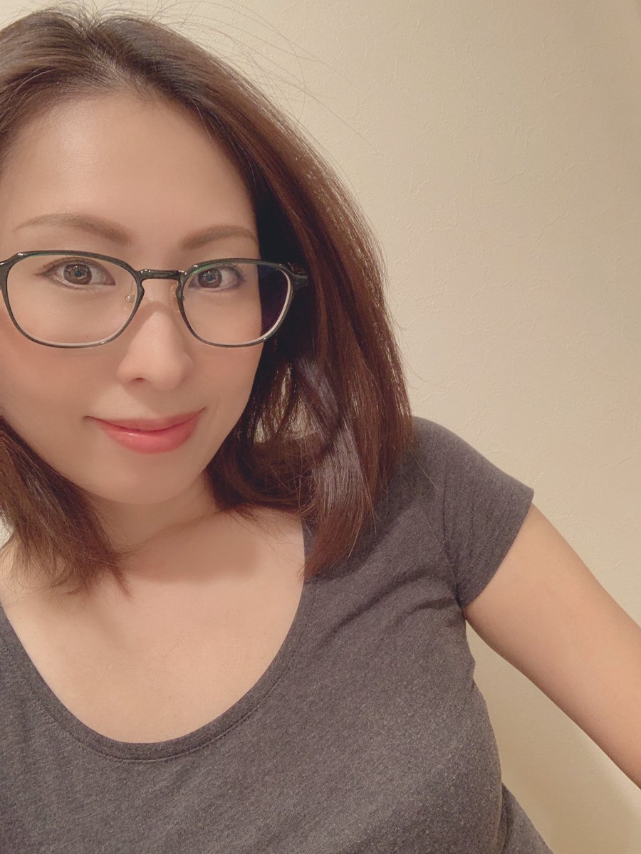 Rt Mariko Sata おはようございます 朝の時短トレーニング終了 今日も清々しい 良い一日を 佐田茉莉子 アラフォー メガネ女子