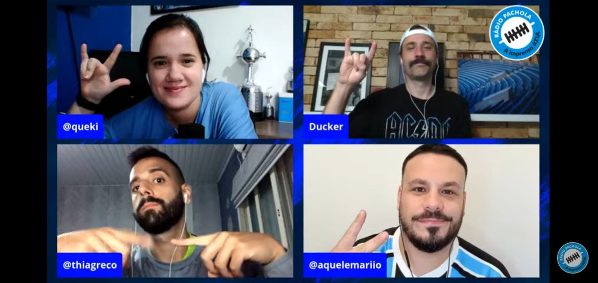 pozzobons's tweet photo. Live Tricolor com recorde hj. Jogo ruim, treta e entrevista desastrosa do Renato!
Mas o real ponto auto da live, foi a @queki #amarguinha dando rage e "rachando o elenco"! Brincadeiras a parte, vcs são fodas gurizada!💙💙 @Ducker_Gremio @thiagreco @aquelemariio https://t.co/unBsO2ufA9