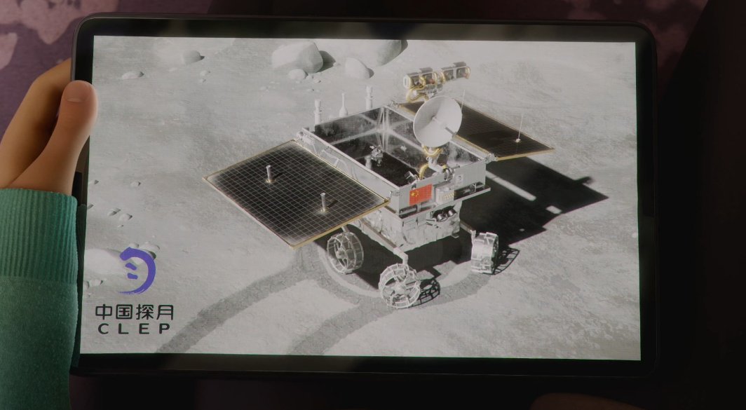 oh fun fact about China's space program! A lot of their stuff is named after myths, so you have the Chang'e lander (left), the Yutu / Jade Rabbit rover (depicted on the right), a planned Heavenly Court space station, and more