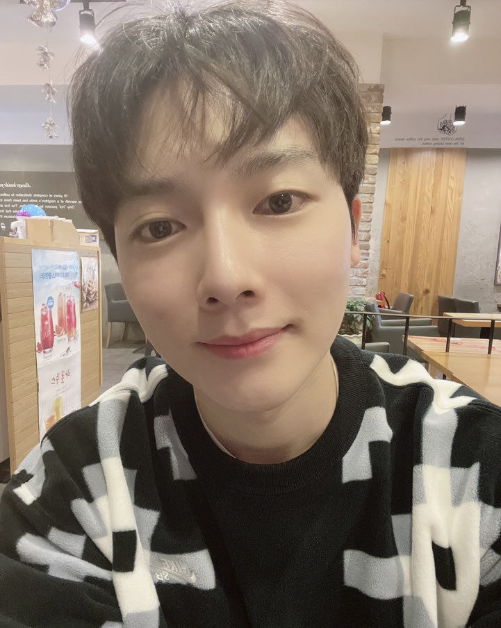 Ent_Polaris's tweet photo. [이우종]

잠시 후 오후 2시!
우종 배우가 출연하는 연극 <BEEP:비프>
프리뷰 티켓 오픈이 진행됩니다 🙌

우리 곧 만나요 🥳

🖇 https://t.co/qFhXe9lJWu
🖇 https://t.co/oDaXB080HX

#이우종 #연극 #비프 #유진 https://t.co/UY3HDjSGsA