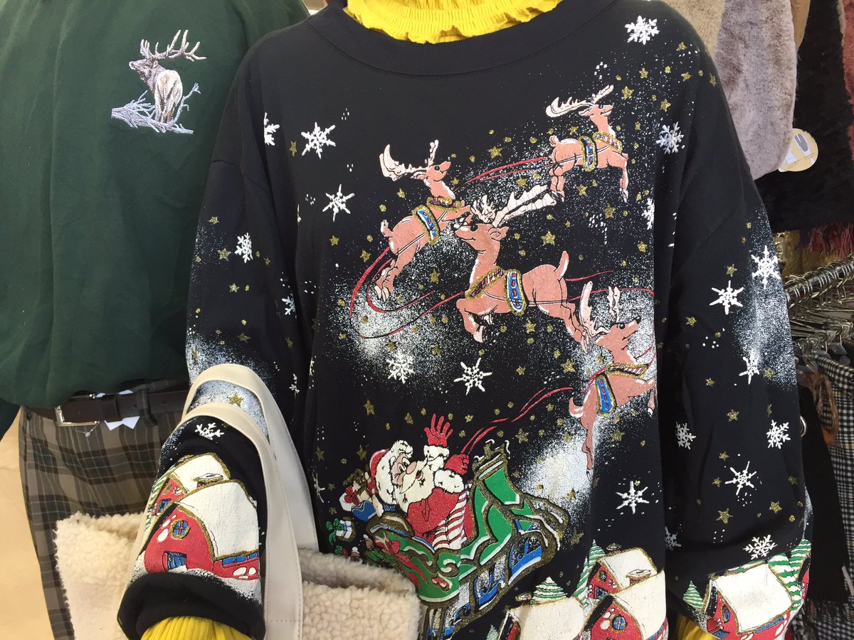 西海岸 行橋店 西海岸行橋店 こんにちは 本日よりメンズおすすめコーナーにて Xmasプリントトレーナーを集めてます Usa古着の可愛いxmasプリントがたくさんあります オーバーサイズで女性にも 古着屋西海岸 西海岸行橋店 Usa古着