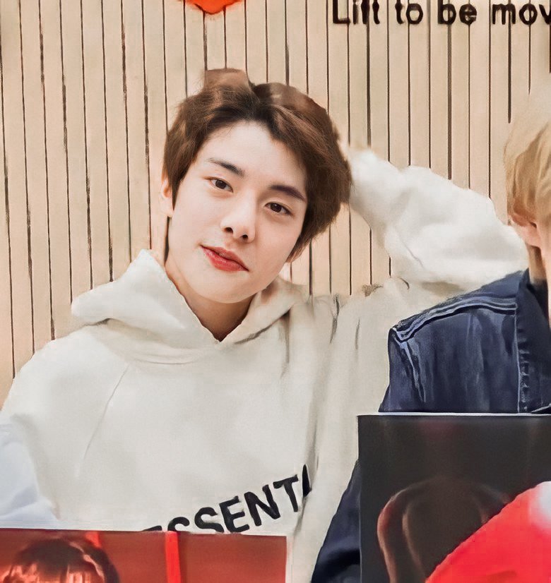 amesoeur_02's tweet image. sunghoon taught him, im sure. 

#EHYPEN #JAKE @ENHYPEN_members