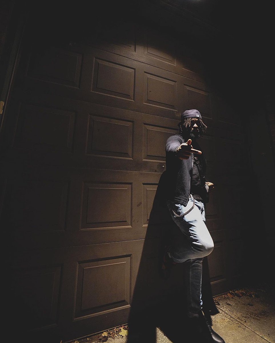 BrisFriday's tweet image. BECOME LEGENDARY *++🦋