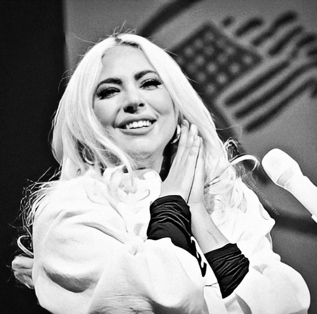 isladylala's tweet photo. I am very proud of you, you are an inspiration to all of us, and you are using your voice for the right things, it is beautiful to see someone so committed to defending your ideas and doing it with mastery. ❤️ @ladygaga @JoeBiden 
#GagaWeAreWithYou #vote https://t.co/reuUd0K2Rn
