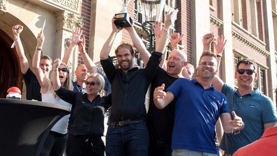 Bevlogen en betrokken medewerkers zijn voor Heembouw een gouden combinatie. In dit blog legt Nienke Schilstra, HR Manager bij Heembouw, uit hoe wij dat doen: werken aan een cultuur waar medewerkers zich écht betrokken voelen. 

bit.ly/betrokken-cult…

#TypischHeembouw #Vacatures