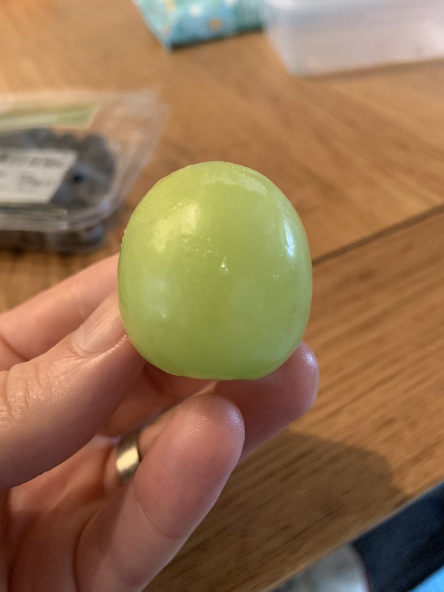 PaulDHanrahan's tweet photo. Giant grape. Life changing find. Ooft. #food https://t.co/23za5io6sz