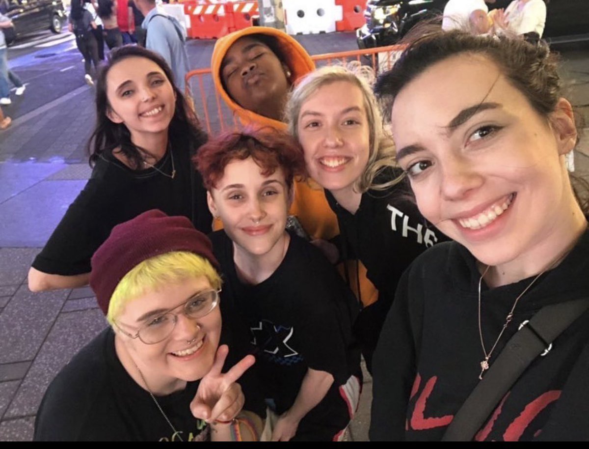 alexx 🍉🏳️‍⚧️ tweet media