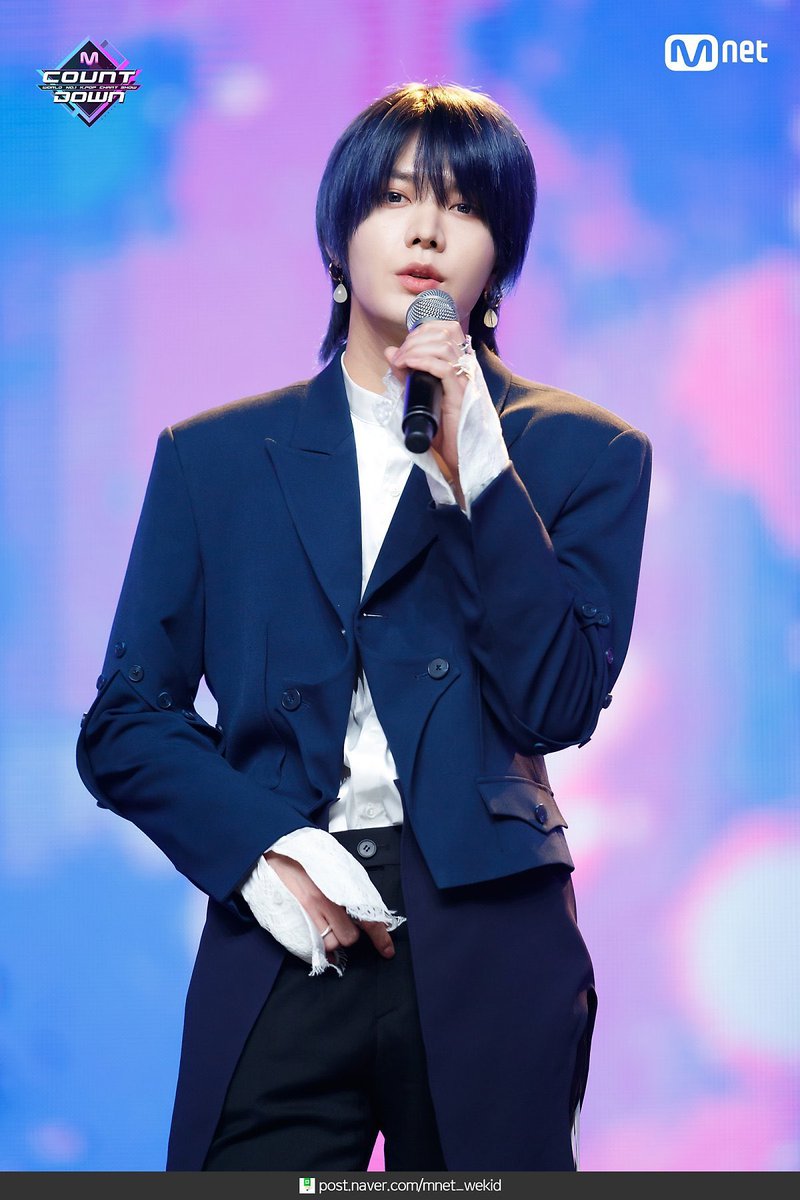 NYTBASE's tweet photo. 201103

Mnet M Countdown update with #YUTA from 201029 stage

#유타 #中本悠太 #ユウタ @NCTsmtown_127 @NCTsmtown https://t.co/qFLapHcim4 https://t.co/NFVJ6vO8pH