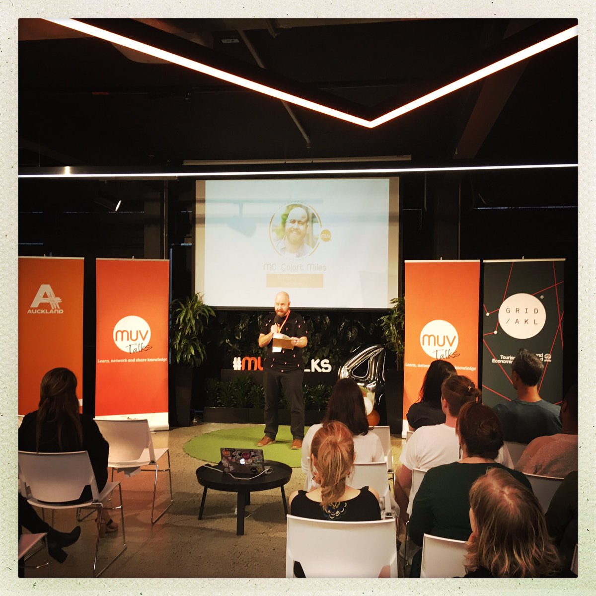BobaMBaluchova's tweet photo. Happy birthday to #MUVtalks! Lookin fwd to hear all seven speakers at MUV Talks' FOURTH birthday edition tonight. Always Luv to volunteer at this @MUVTalks event. Letβs celebrate!! #ourAkl #femaleLeaders #nz #kiwiLife #learning #myob #gridAkl #volunteering https://t.co/HHZZt9hHbE