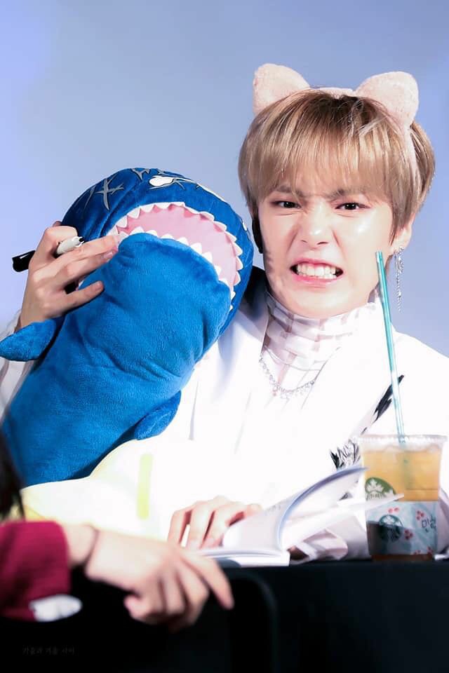AzeFangirl's tweet photo. @STARSHIPent 😍😍😍
#Lee_Minhyuk_Day https://t.co/hddfwEUg5z