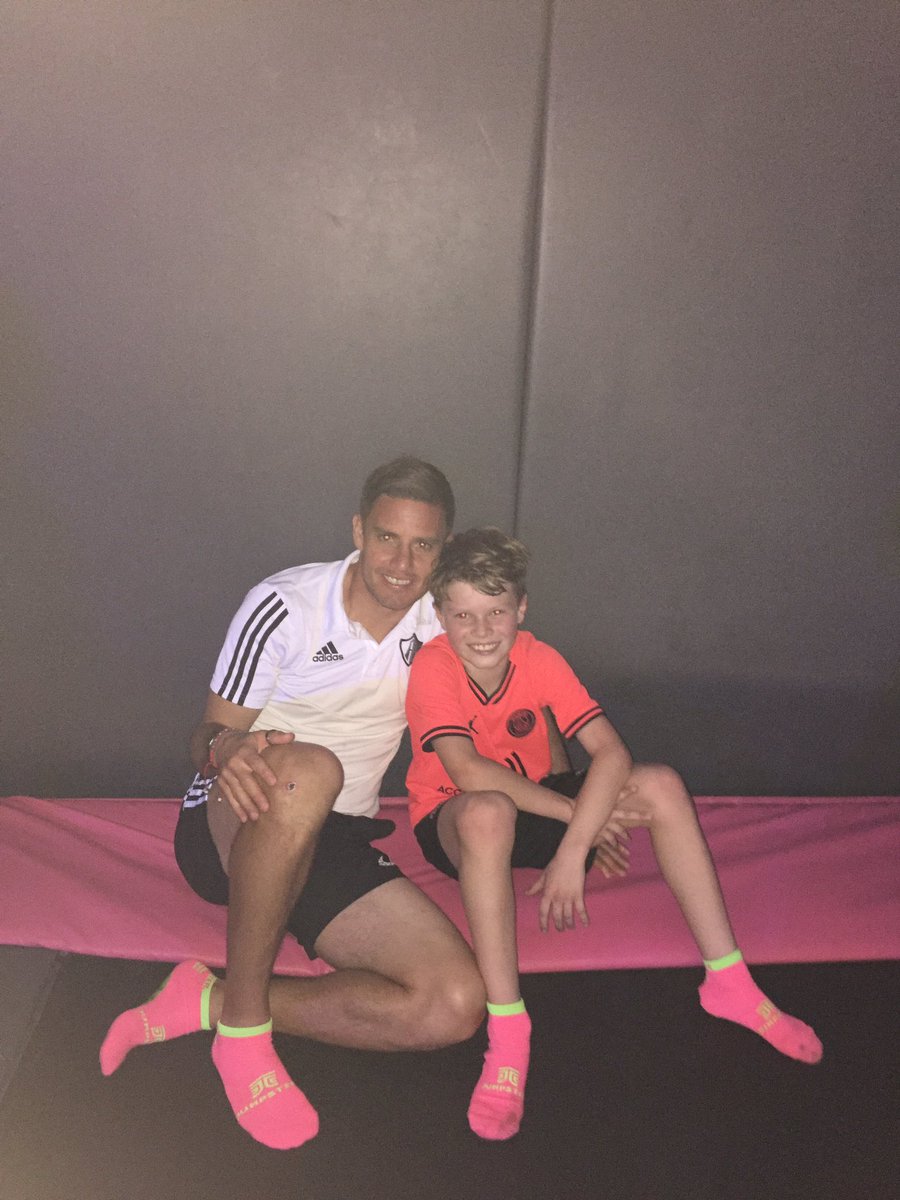 Mi tanque ya 12 pirulos..
feliz cumple énano te amo muchísimo ...