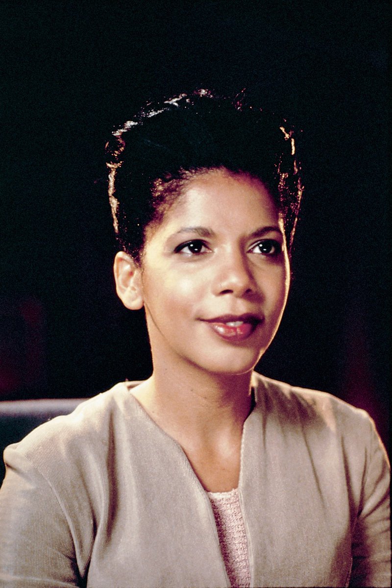 what do you think each of these women do for a living?