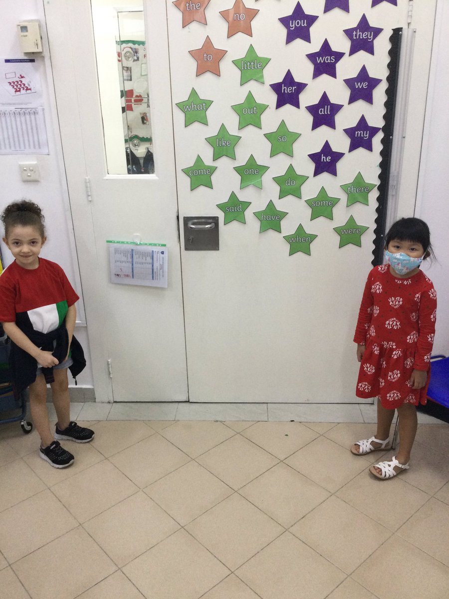 WPS_Year1's tweet image. In Year 1, we have worn the colours of the flag for #UAE2020FlagDay and made our own flags! How will you be celebrating UAE flag day? Is there a different way we can decorate our flags? #WPSSocialStudies #WPSremotelearning @WPS_Dubai