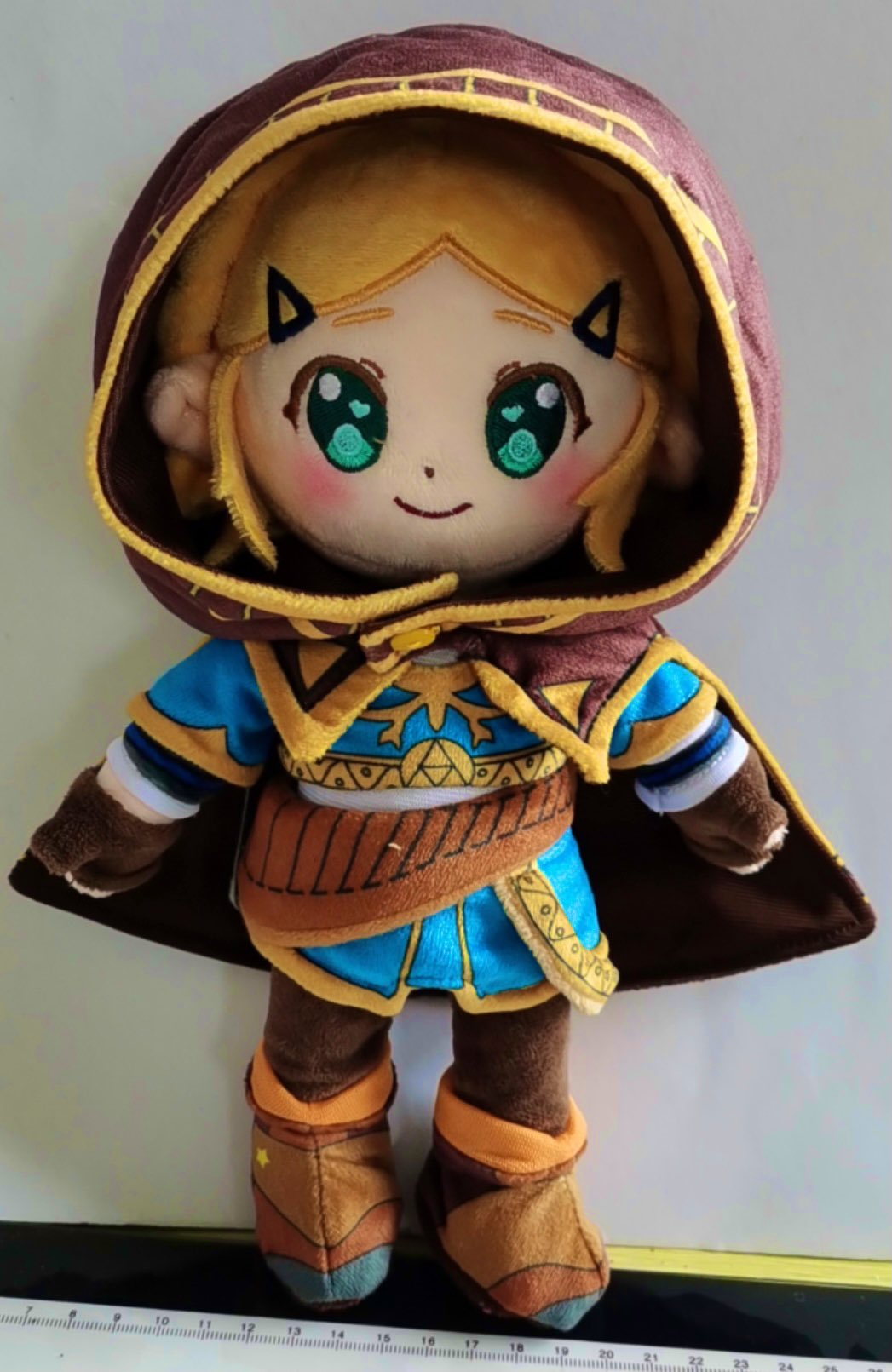 ☕️ 𝓙𝓾𝓹𝔂 🌱 ペパアオ命 🌱 on X: 💕ZELDA INSPIRED PLUSH FINAL PROTOTYPE!💕  She's finished! Complete with removable hood, Zelda is ready to go on many  adventures with you. Will you bring her