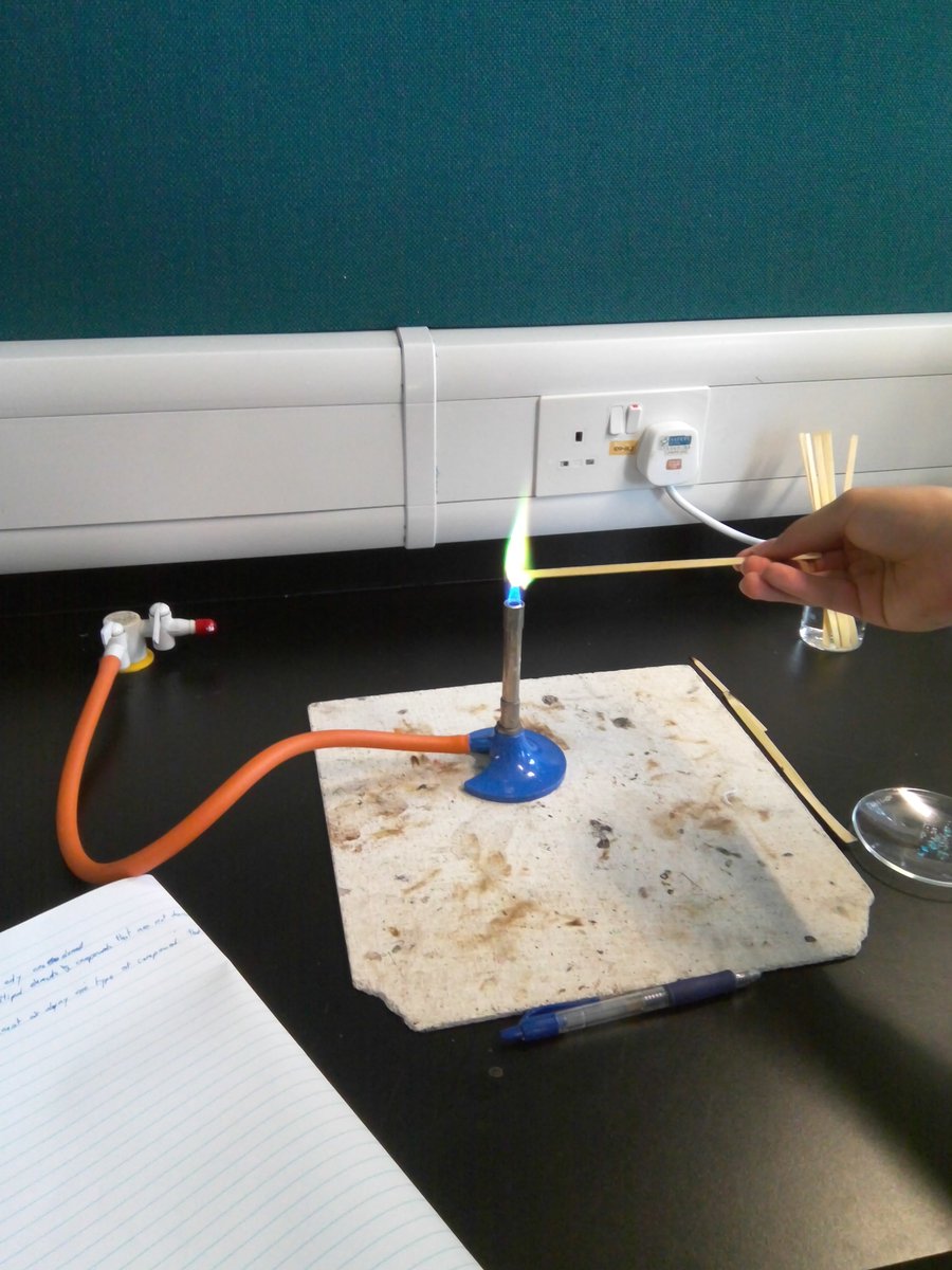 dbis_sci's tweet photo. Y8 doing the metal ion flame tests. Will they be able to identify the samples by the colour?
#sciEd https://t.co/17DrfMcD1P