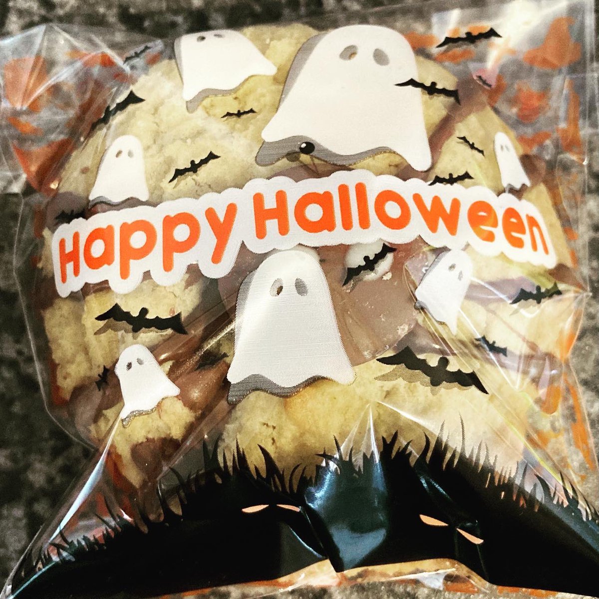 Halloween cookies from the weekend. #halloween #cookies #spidercookie