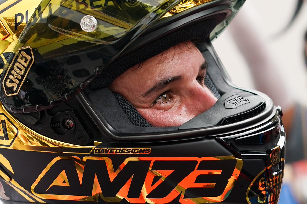 bluesquad73's tweet photo. Hoy hace un año en el #MalaysianGP , #AM73 se proclamó campeón del Mundo de #Moto2 💙 🎯

#OnthisDay in 2019 @alexmarquez73 achieved his 2nd World Championship🏆🤩

#Winnershot #TheBlueGunners https://t.co/dTmegftf3W