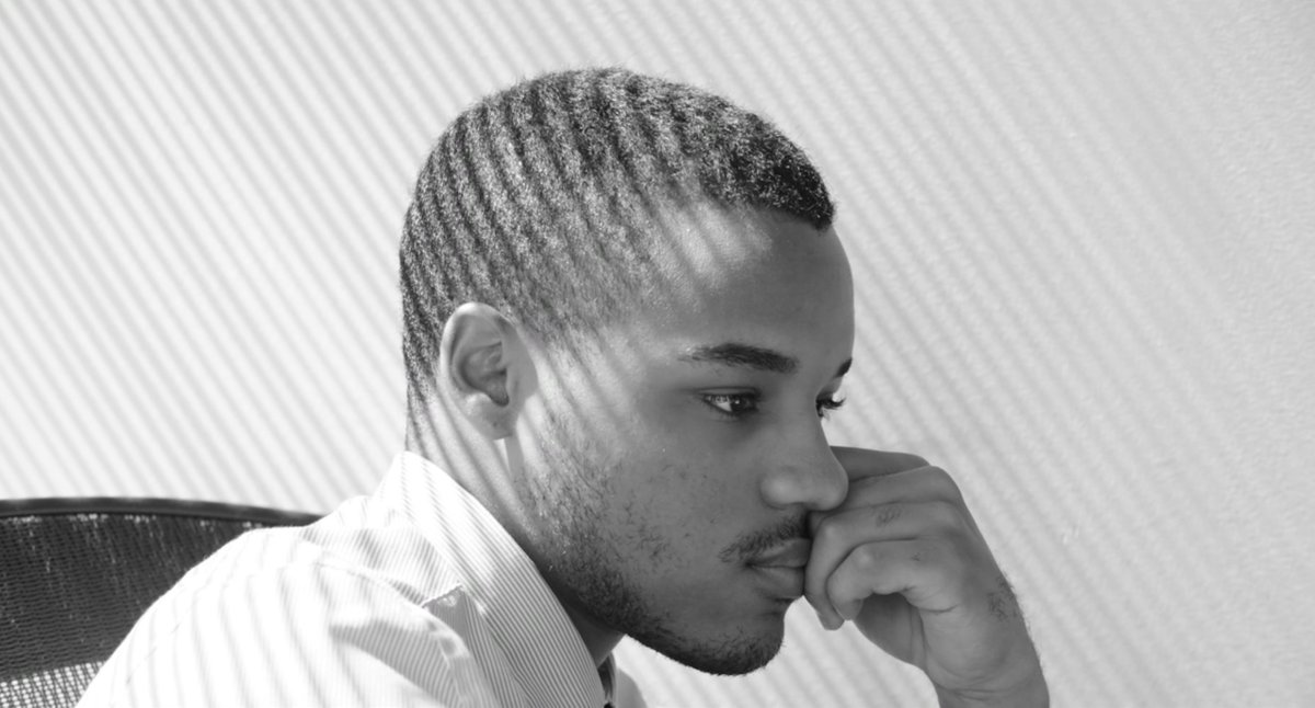 𝗧𝗜𝗠𝗘 (Garrett Bradley)𝘪𝘯𝘤𝘭𝘶𝘥𝘦𝘥 𝘸𝘪𝘵𝘩 𝘗𝘳𝘪𝘮𝘦One hell of a way to start. Two decades of a family's pain, with a father's parole continually denied. This is clearly one of the year's major films, dovetailing home video collage with stunning b/w portraiture.