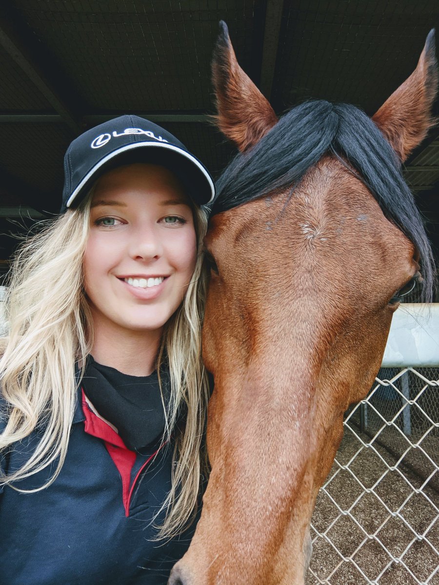 Rebecca Smith tweet media