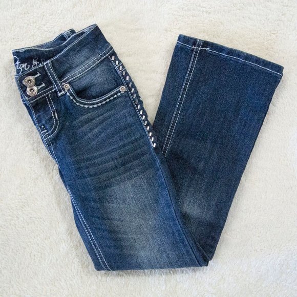 PuffSlayer's tweet photo. So good I had to share! Check out all the items I'm loving on @Poshmarkapp from @MeganKayHumble #poshmark #fashion #style #shopmycloset #katespade #stjohn #revoltjeans: https://t.co/5hAMyz32Mk https://t.co/Bmzcr9Blfh
