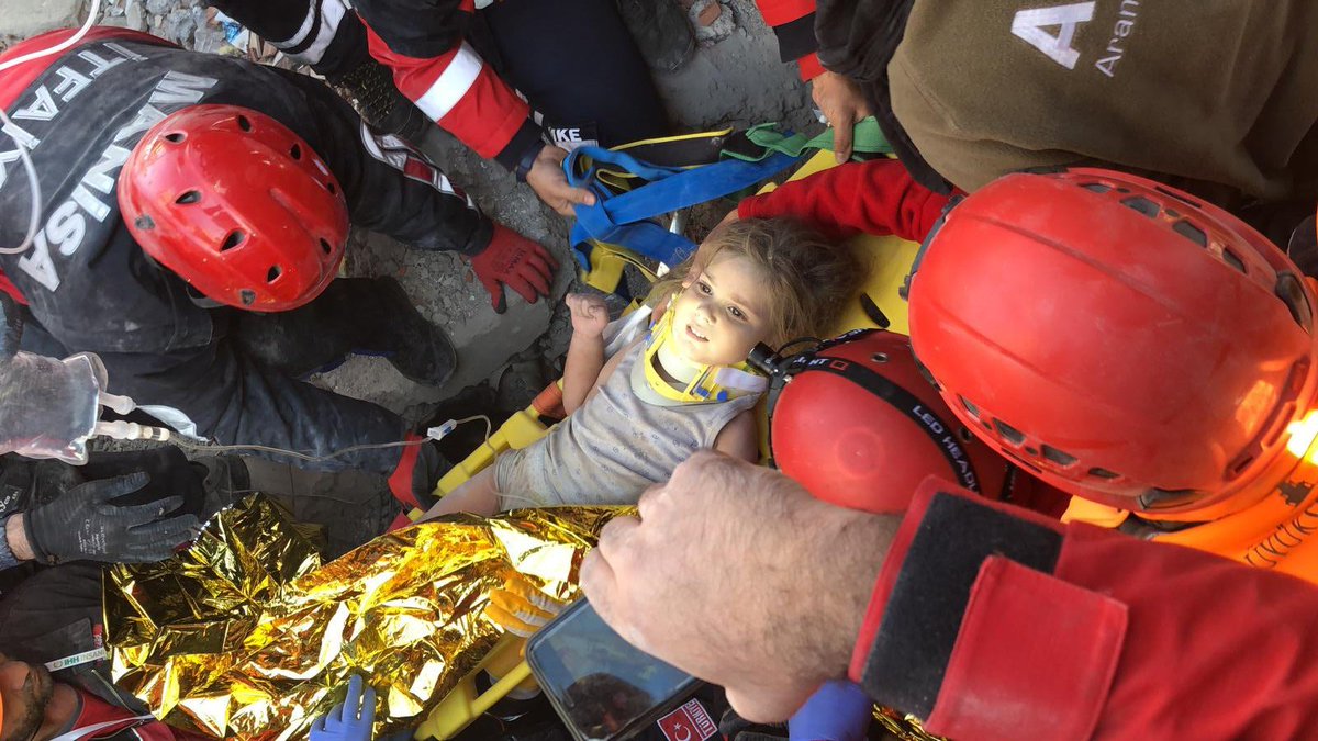 O güzel gülüşünle günümüzü, gönlümüzü, ümitlerimizi aydınlattın... 

91 saat sonra yeniden hoş geldin aramıza AYLA!