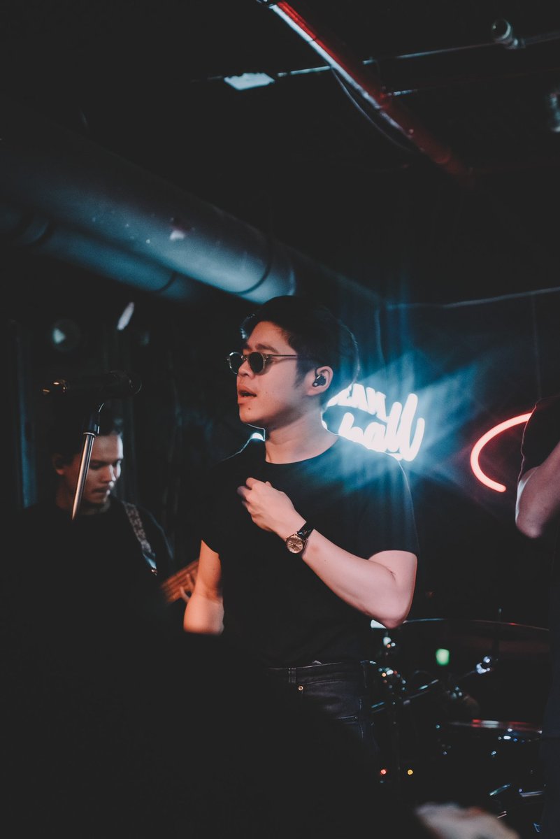 feafafeafa's tweet photo. ไม่ลงรูปในทวิตพักนึงละ ลงซะหน่อย
#AtomChanakan
#atomgallery
#atomoatom
#อะตอม
#อะตอมชนกันต์
#feafafeafa
#feafaphoto https://t.co/zUoZ7UBotx