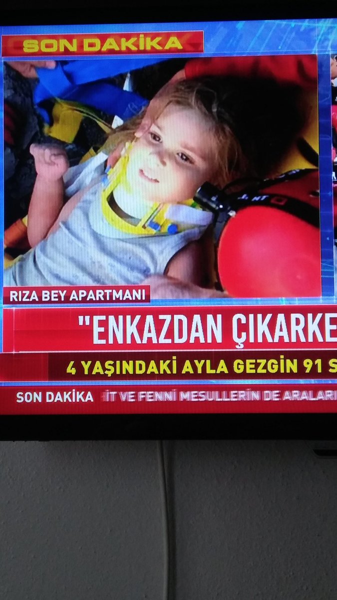 91 saat daha 4 yaşında ben hayalini bile kuramazken o sımsıkı tutmuş hayata #aydabebek