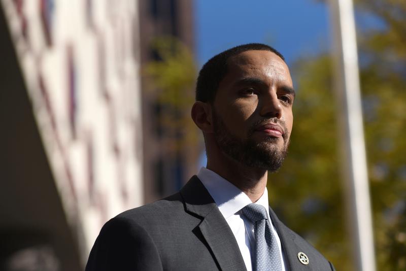 Reuters's tweet image. Harris County in Texas closing 9 out of 10 drive-through voting sites on November 3 reut.rs/35WS3DH