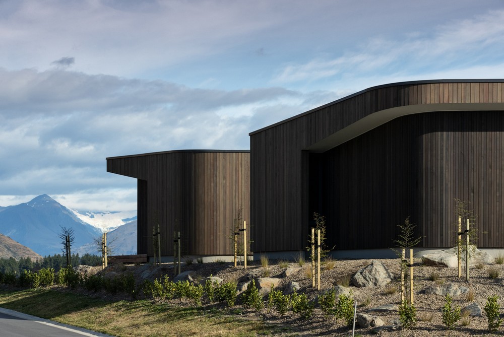 e_architect's tweet photo. Designed Condon Scott Architects, Ruby Ridge House is located on a challenging, wedge-shaped site that borders two suburban streets
https://t.co/N9dn2kAkD7
#WanakaHome #NZArchitecture
#NZHouse #NZHome #SouthIslandArchitecture #NewZealand https://t.co/RopQVGGf4K