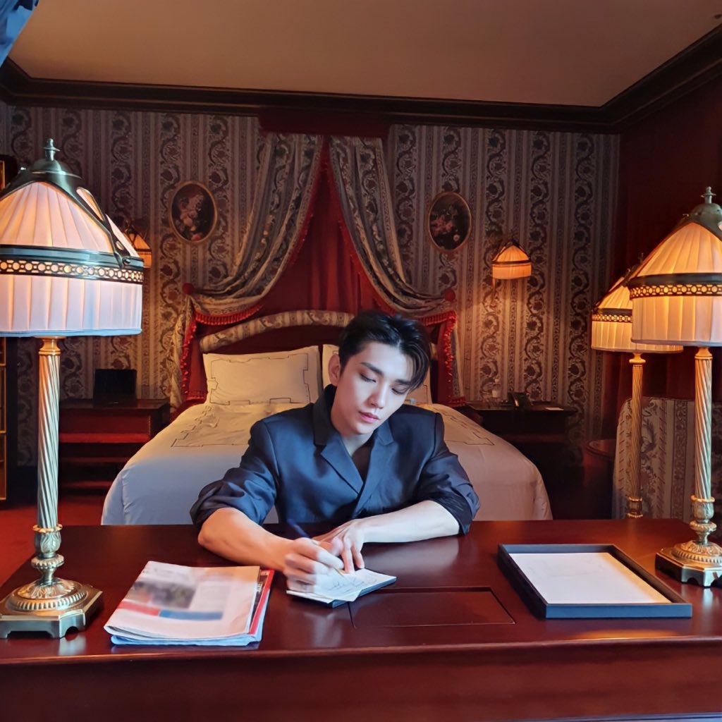 jihansfilm's tweet image. seventeen carat mobile #정한 #조슈아