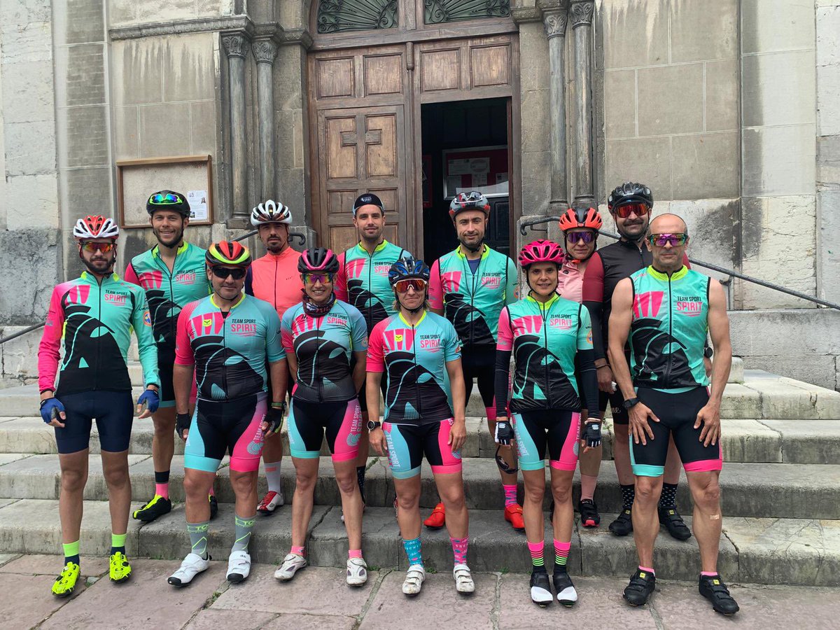 TeamSportSpirit's tweet photo. 8 añazos de competiciones, entrenamientos, sufrimiento, alegrias, pero sobre todo de momentos imborrables. Por una vida entera de COMPARTIR esta locura nuestra. 
🎉Feliz Aniversario Team 🎉
#somosteam #8años #benditalocura https://t.co/cNDIXHjqxL