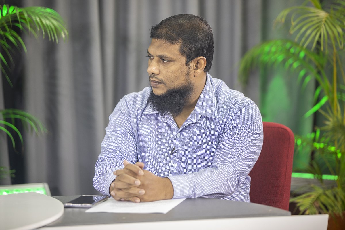 MVIaffairs's tweet photo. މިނިސްޓްރީ އޮފް އިސްލާމިކް އެފެއާޒްގެ ފަރާތުން ދީނީ ހޭލުންތެރިކަން އިތުރުކުރުމަށް ލައިވްކޮށް ގެނެސްދޭ "ހަނދުމަ" ޕްރޮގްރާމްގެ ތެރެއިން" އުނގެނުމަށް ވަކި ޢުމުރެއް ނުވޭ"
 03 ނޮވެމްބަރ 2020
#Handhuma #MVIaffairs https://t.co/RLWZ9gqwIz
