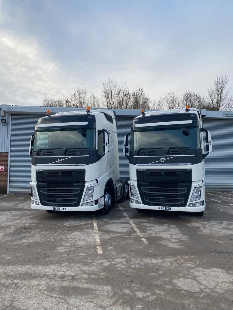HartshorneGroup's tweet photo. ...… for fuel efficiency and performance.
A huge thank you to the team Bulkfreight for choosing Hartshorne to supply & for your continued loyalty towards the Volvo brand.
#Volvo #Turbocompound #ISave #Bulkfreight #Businessasusual #TuesdayShoutout
https://t.co/9eB49i5h2V https://t.co/dKvZTkFyfq