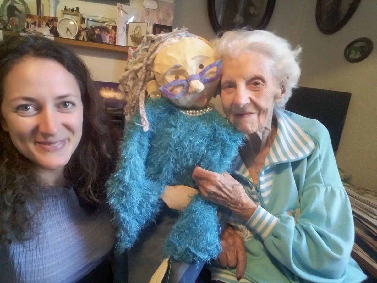 Good morning! Thrilled my web series is a partner activity for @AgeUKCroydon PLS RT!  ageuk.org.uk/croydon/activi… Here I am with @Jennylockyer and the beautiful Violet earlier this year, also 103! Young and old, enjoy the series together! @CroydonLibs @yourcroydon @MayorOfCroydon