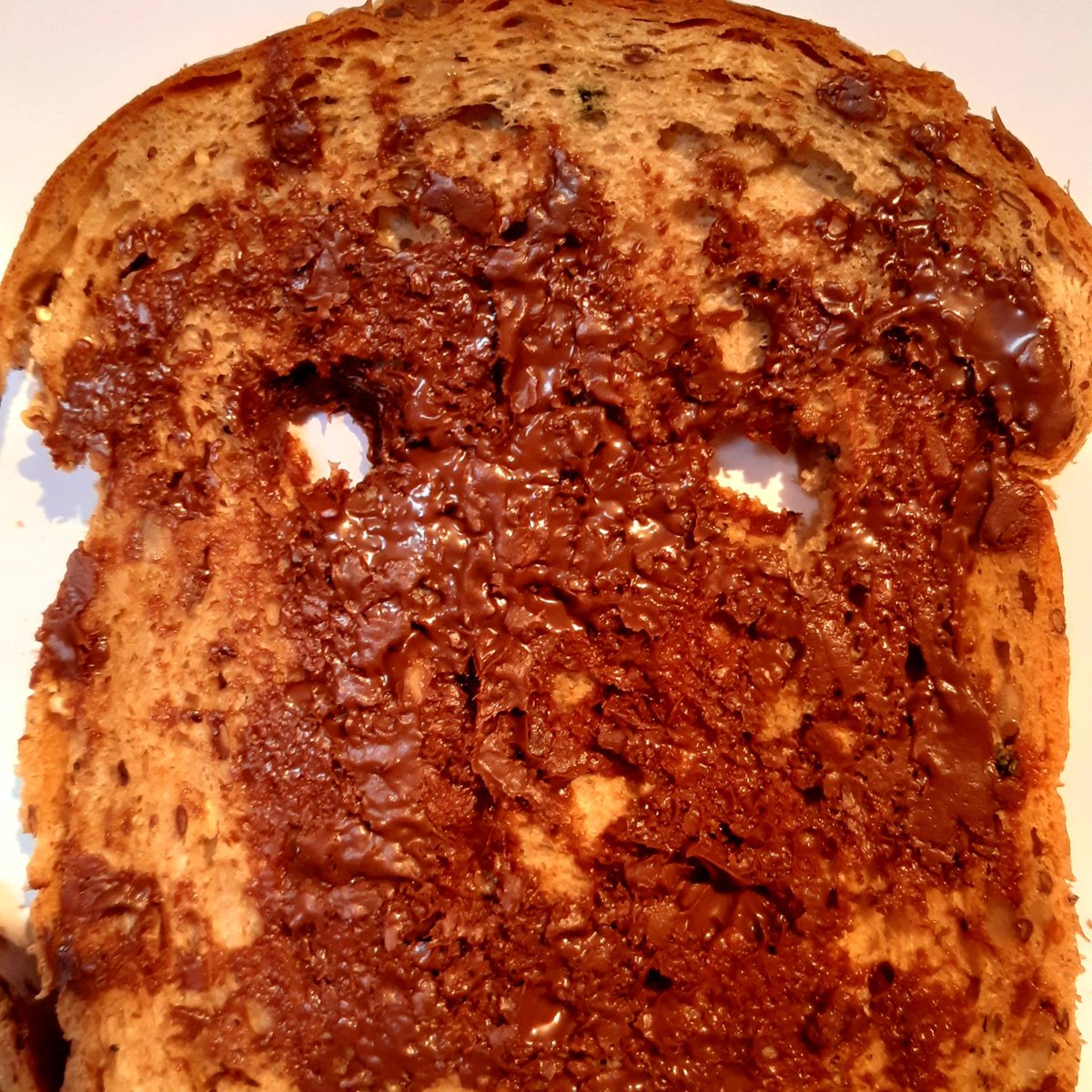 LearnShine's tweet photo. BEWARE the Evil bread ghoul! Creepy (and seedy), he'll make toast of you!!! ๐คช๐งโโ๏ธ๐ Well done to Charlie for this fab Halloween experiment! #innitdough #learntoshine #learnthroughplay #everydayitems https://t.co/Y1CNPi97bl