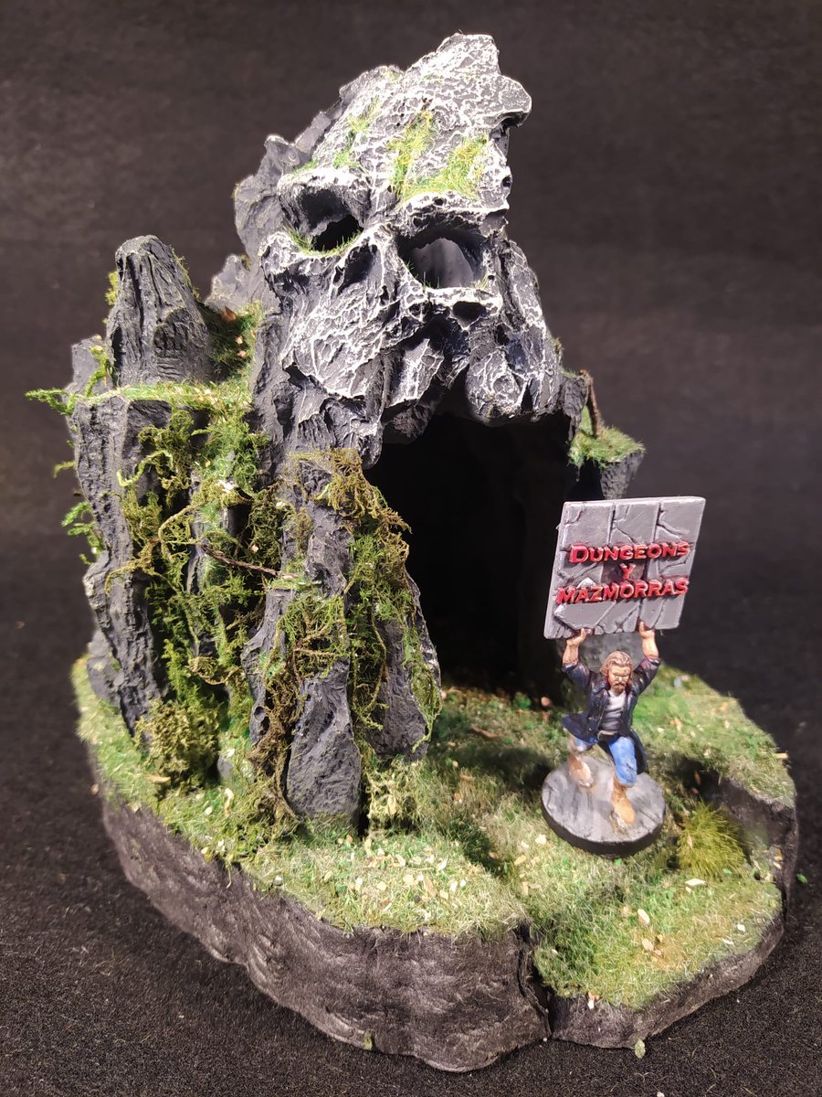 DungeonMazmorra's tweet photo. 🚨#SORTEO🚨
https://t.co/AvTB8TUVuZ cumple 1 año y para celebrarlo regalamos este diorama. 
Para participar:
1⃣ Síguenos
2⃣ RT mencionando a cuantos más mejor
3⃣ Comenta qué miniatura vivirá aquí si te toca
4⃣ Aumenta tus opciones siguiéndonos en instagram https://t.co/3TBJGCQv9P https://t.co/qVQHM3kCr2