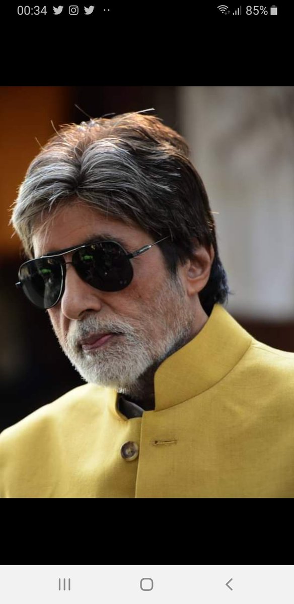 MukherjiRatna's tweet photo. @SrBachchan Badhai ho amit ji. #AB44.6Millions folliwers on Twitter. https://t.co/qrwIO2oXAY