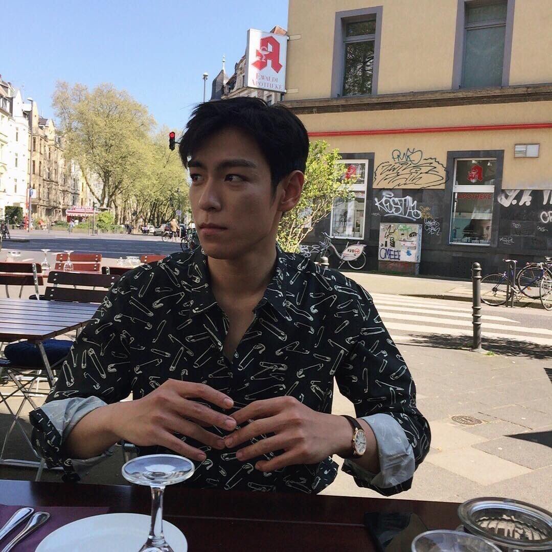 NguyenYNhi19's tweet photo. Chúc anh người yêu bên ngoài lạnh lùng bên trong vô cùng ấm áp của chúng em luôn hạnh phúc bình an. Mong những điều tốt đẹp nhất đến với anh. Love you so much ❤️
#HappyTTTOPDay https://t.co/Uzsu3INmbV