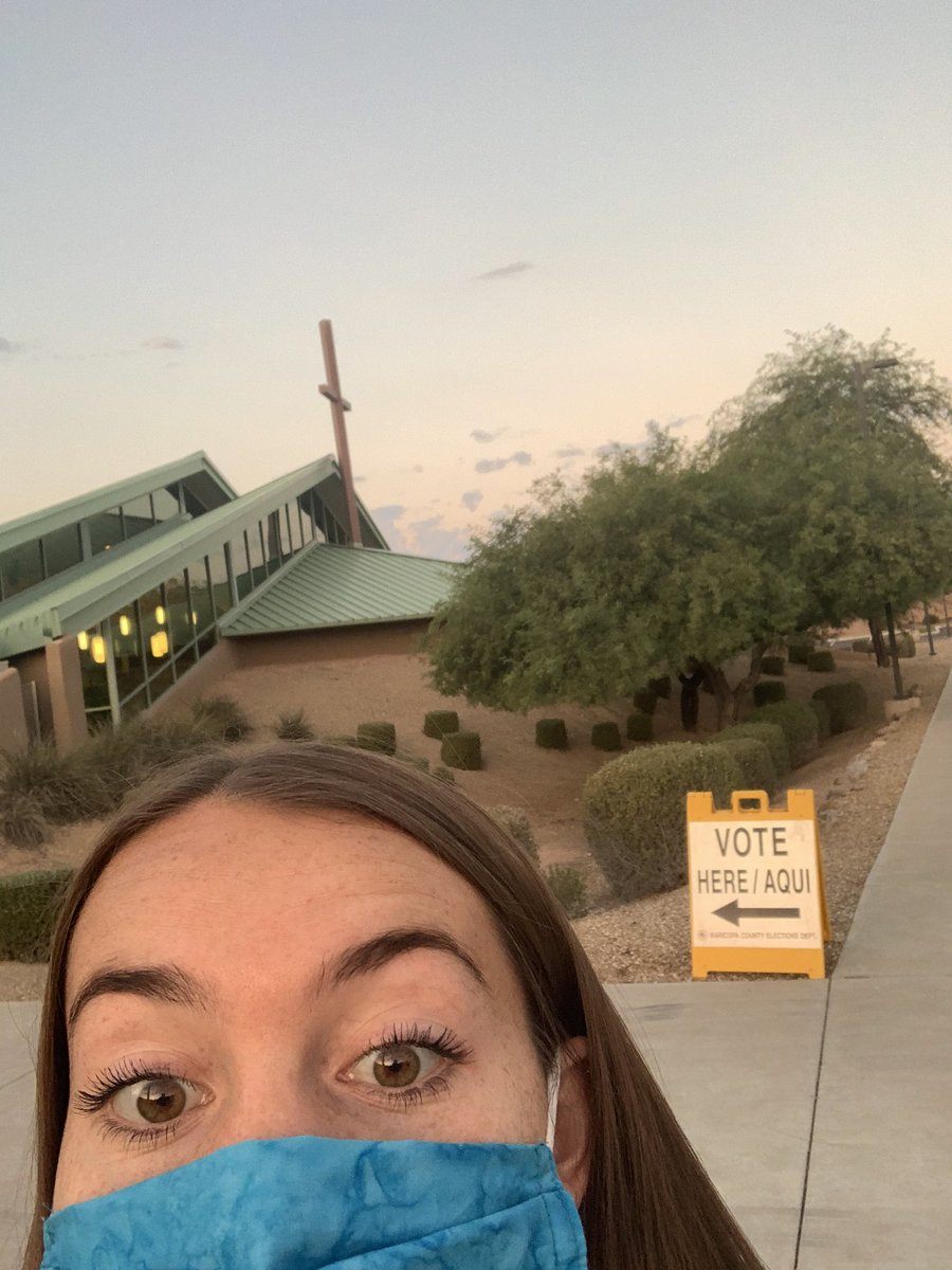 jackiegraceee's tweet image. Happy Election Day!! @ElectionProAZ #democracydefender