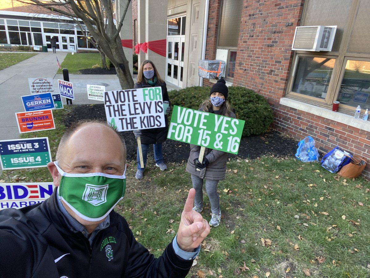 Adam Fineske tweet media